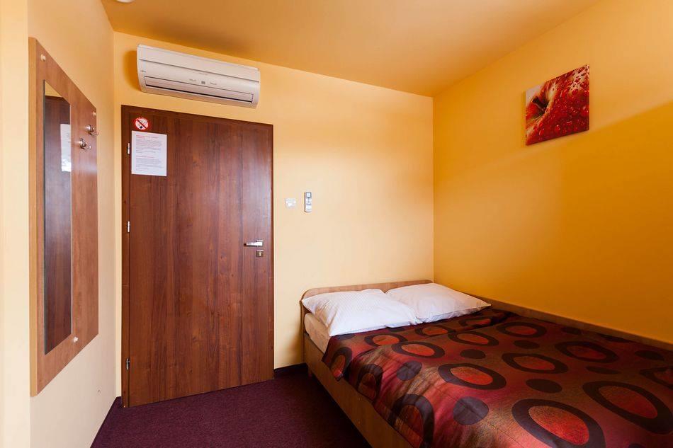 Hotel Paola Kutno Εξωτερικό φωτογραφία